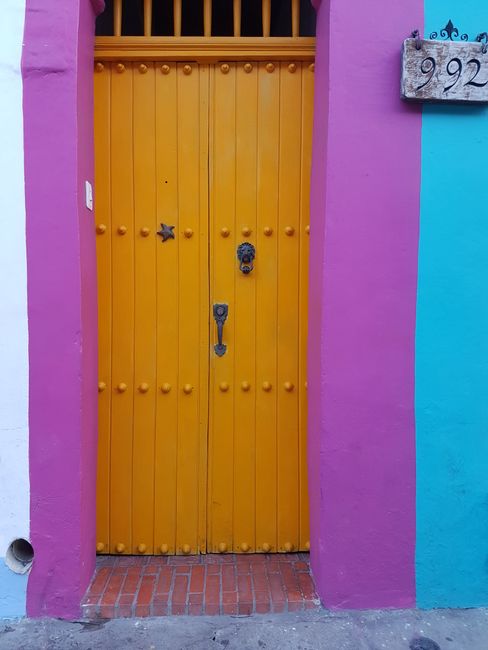 Tolle farbige Türen 