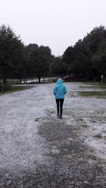07/06/2018 - Snowed in at Lake Rotoiti