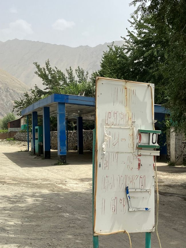 Tajikistan: ຂັບລົດໄປ Pamirs - ເຄິ່ງທາງ / ສ່ວນທໍາອິດ