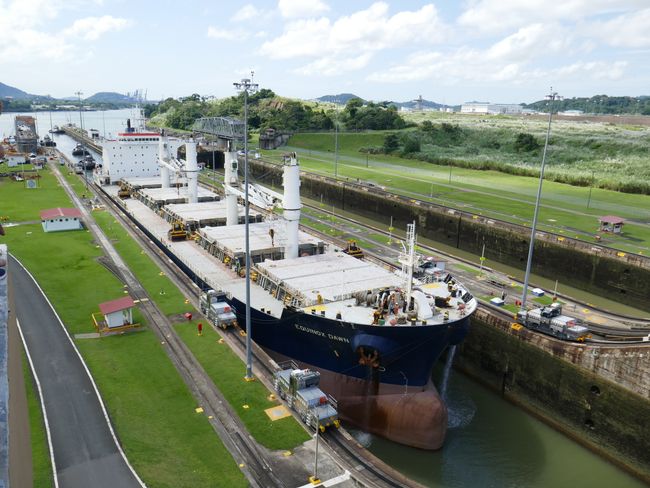 Panamakanal - Durchfahrt der Equinox Dawn