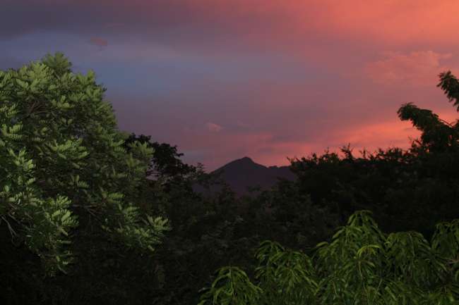 nighttime volcano photography...