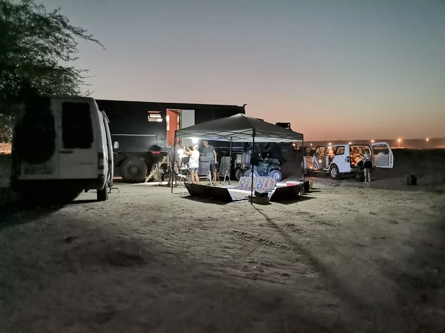Kuwait, Dinner in the desert.
