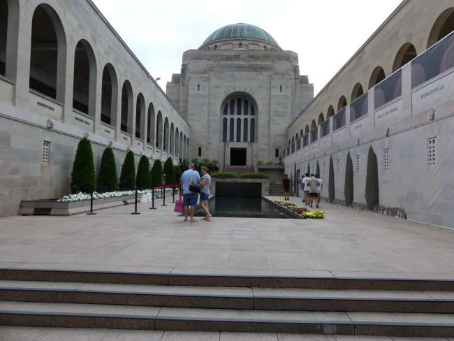 Innenhof des War Memorials