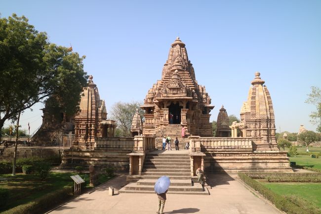 Travel to Khajuraho - Madhya Pradesh