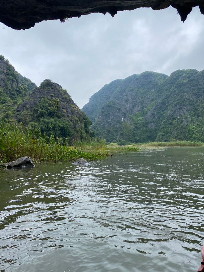 22.10.2022 - From the wet to the dry Ha Long Bay