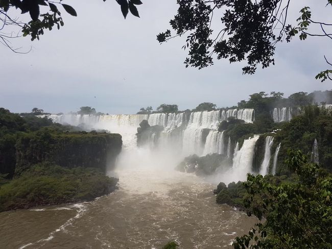 Iguazu / 3-Country Corner Paraguay, Brazil, Argentina: Part 2