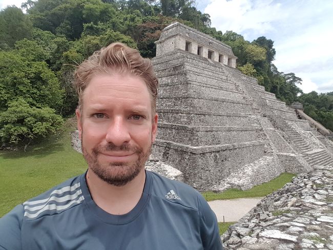 El Caballero @ the Mayan Ruins of Palenque 😎