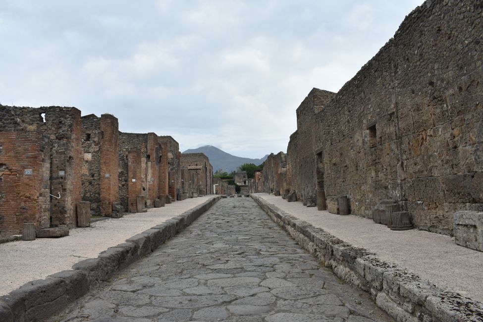 Vesuvius u Pompei - vjaġġ fl-antikità