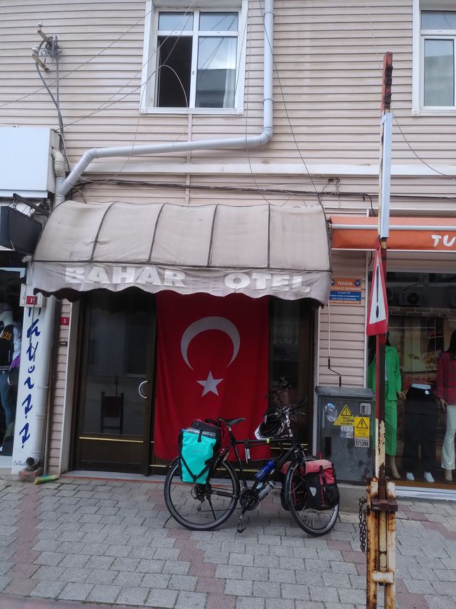 24 Babaeski - Çorlu - Civilri am Marmarameer atanga km 60 leh 450 hm