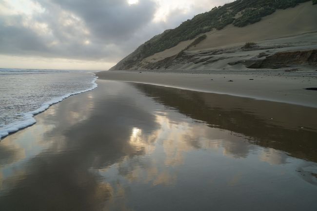 Mirror, mirror on the sand...