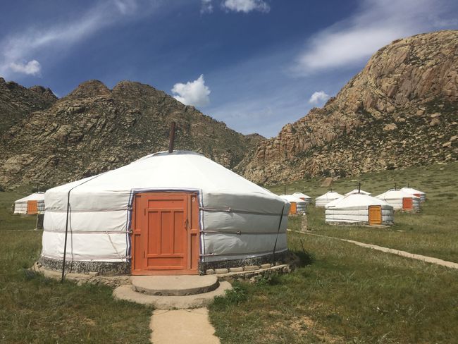 Jurtencamp Nr. 5 im Khangai Gebirge