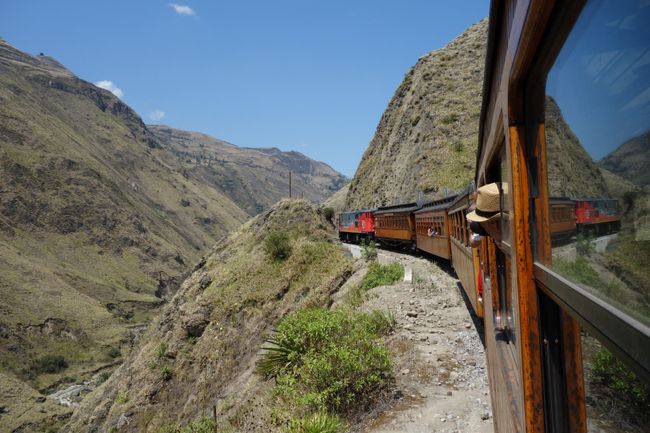 Tren Crucero en las montañas