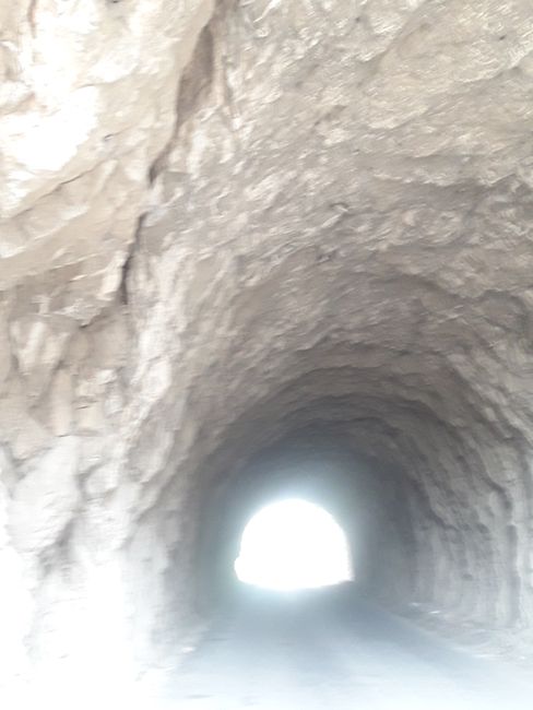 Tunnel in der Schlucht