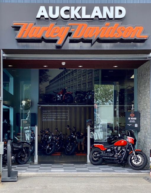 Pequeña parada en Harley Davidson Auckland