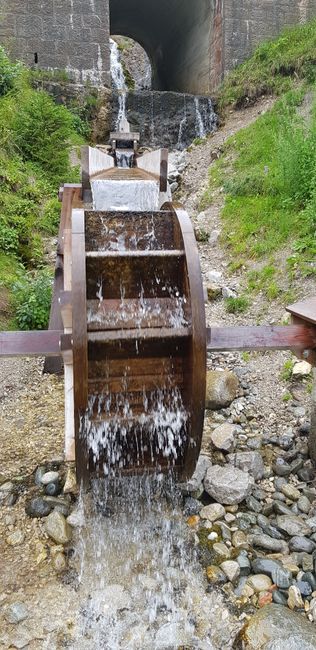 Water wheel at the edge of the path at Lake Achensee