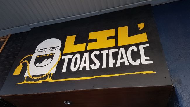 Little toast face. Creative name for a bar.