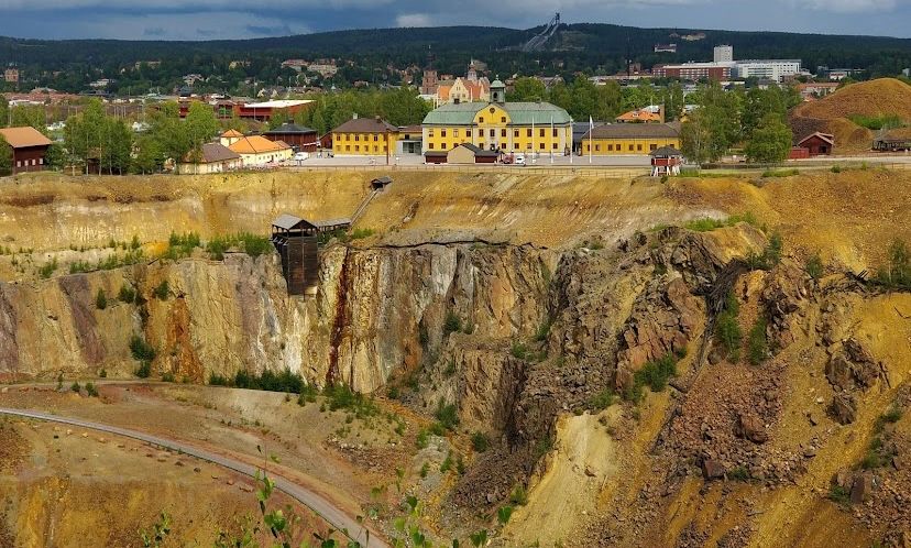 Falun, old copper mine and center of skiing