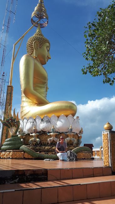 1237 steps up and 1237 steps down to Wat Tham Sua, Krabi