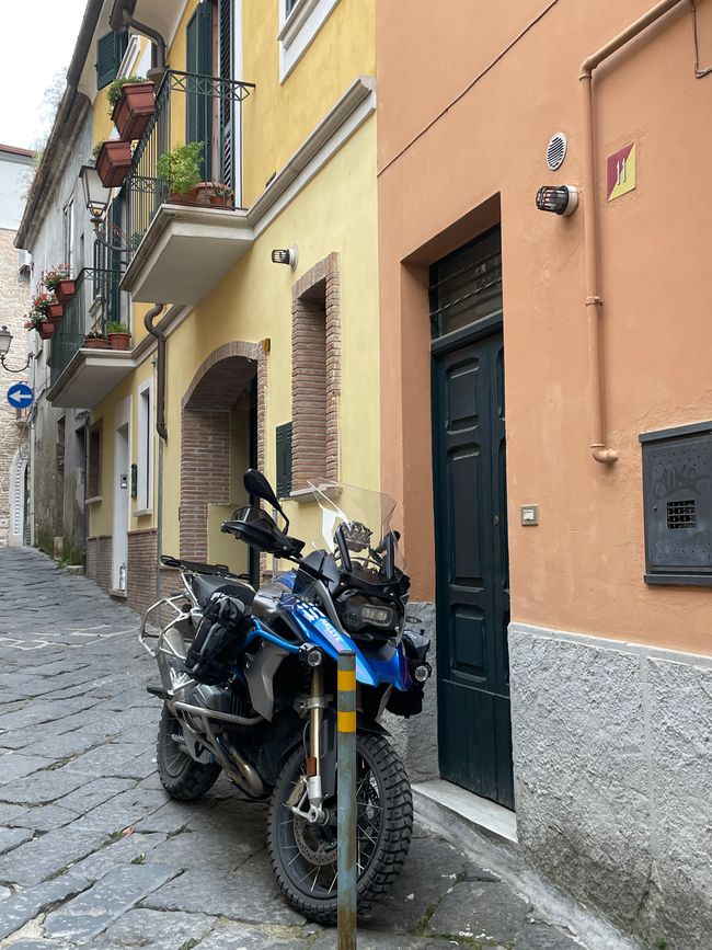 The narrow streets of Benevento
