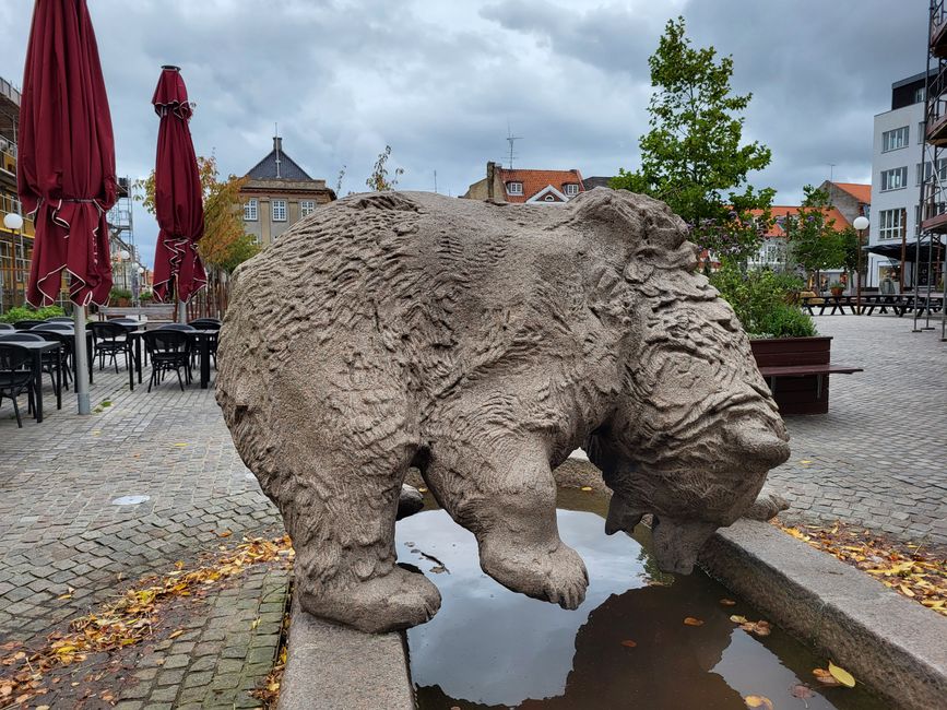 Bear fountain on the market square