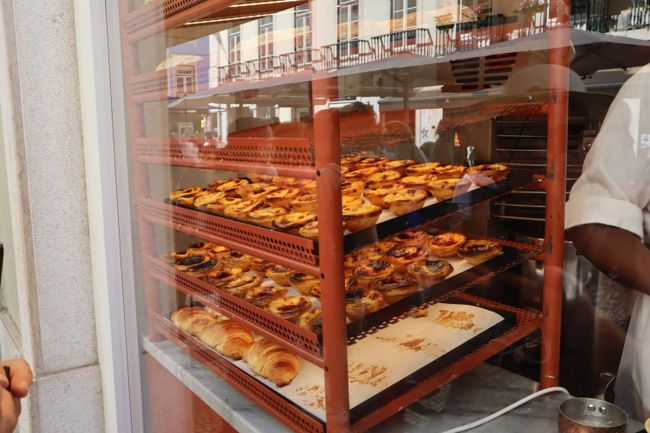 You can see the Natas displayed in the windows of bakeries on every corner.