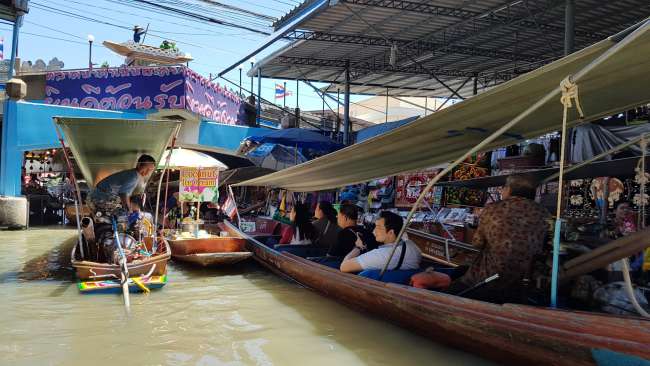 the floating markets