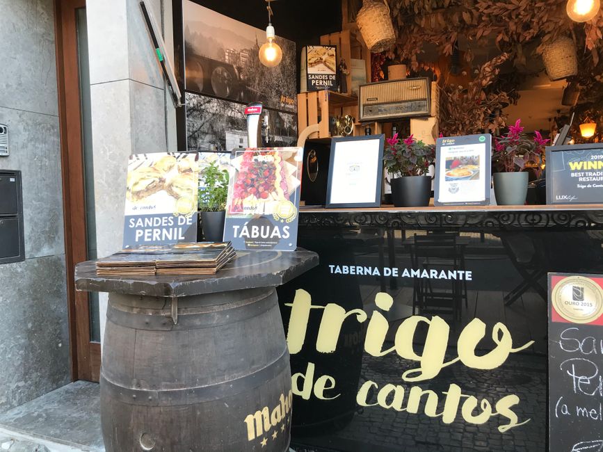 Gemütliche Bar mit leckeren Angeboten in der Innenstadt