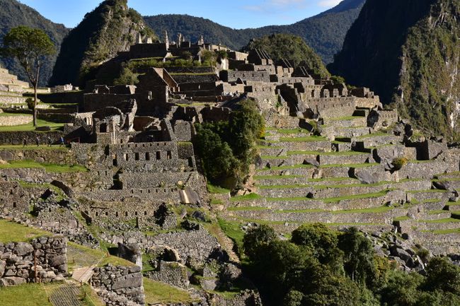 Ollantaytambo kunye neMachu Picchu
