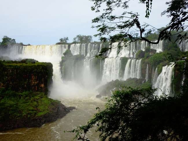 Von Hippiestränden, Gauchos und Weltwunder-Wasserfällen: Montevideo bis Iguazú!
