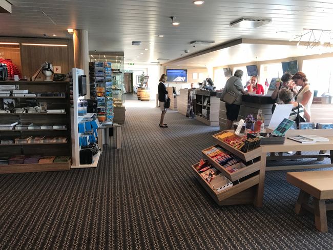 Norway with Hurtigruten // Day 4 // Shop and reception area
