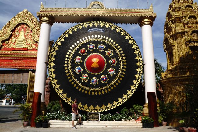 Großer Gong im Wat Ounalom