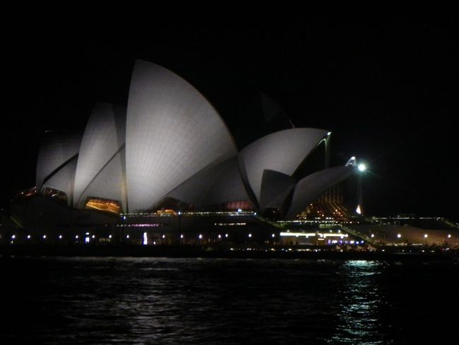 Sydney Opera by night