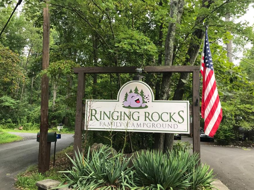 Khu cắm trại Ringling Rocks Dòng xoáy đen phía trên PA. 19.8 - 21 tháng 8