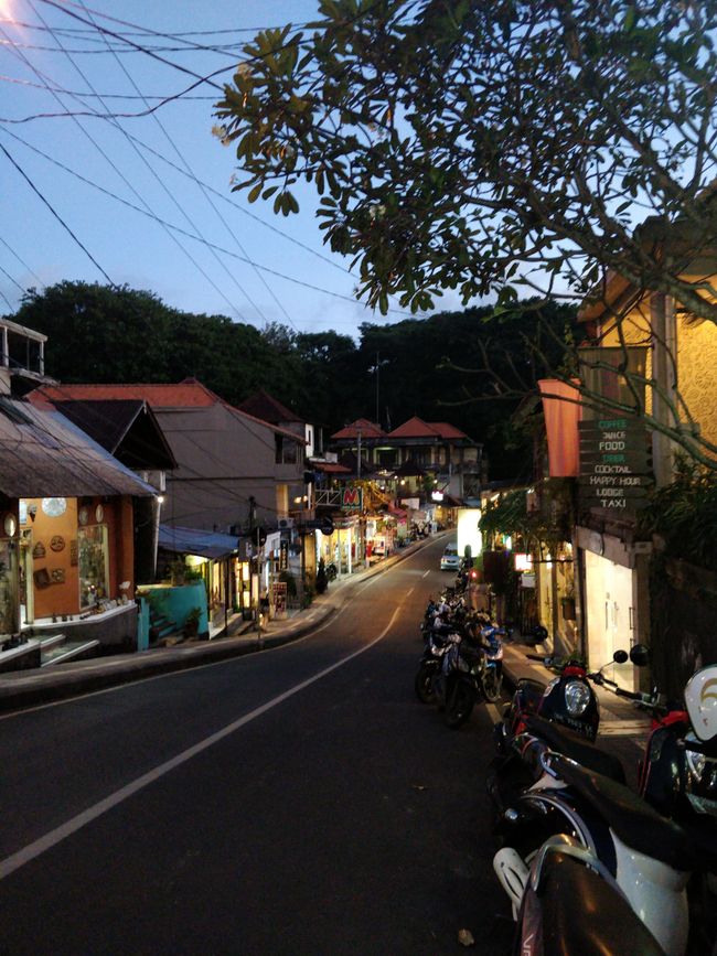 abends in Ubud