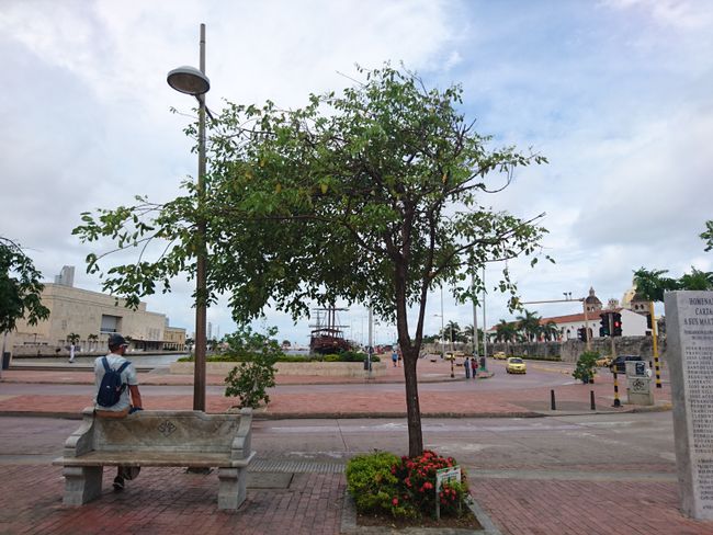 Cartagena on foot 