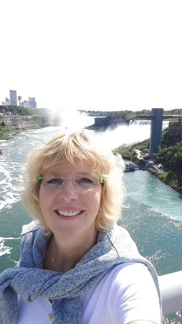 Jour 11 : Neiägra Fohlz...en anglais : Niagara Falls