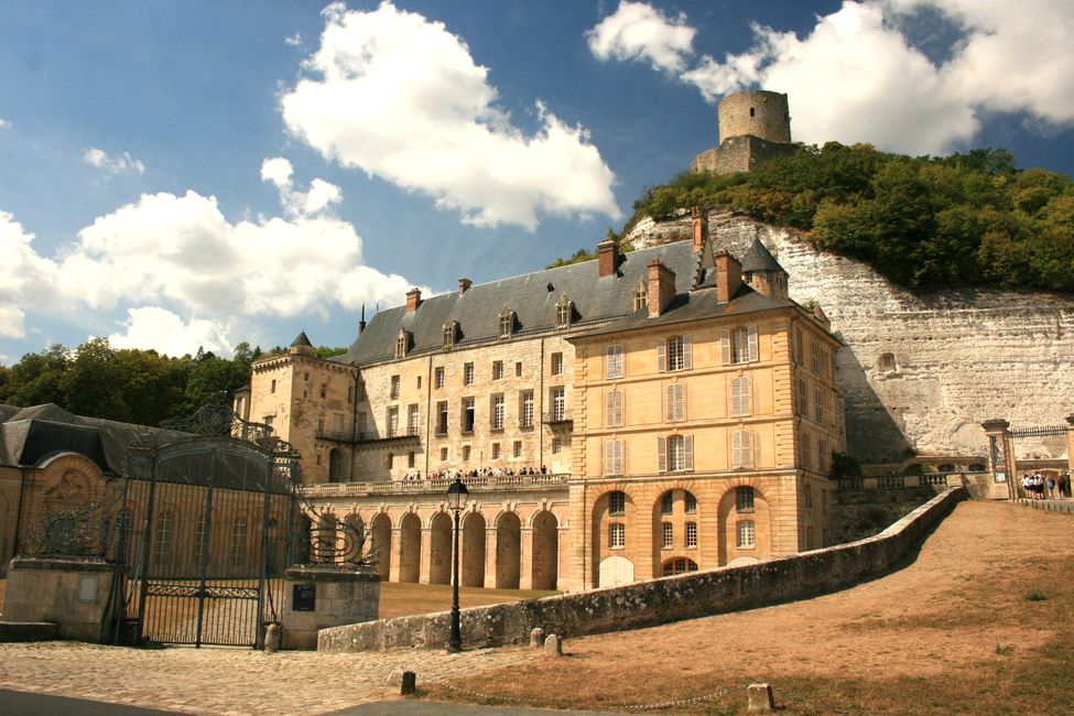 ...gleich noch ein Château... La Roche-Guyon
