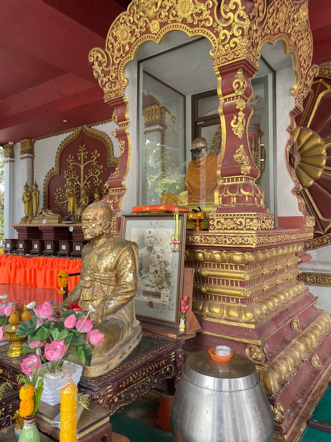 The resting place of Luang Por Daeng