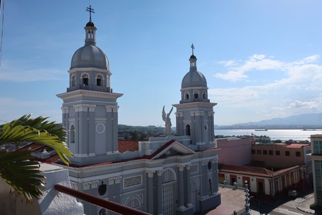 The holy Cobre and views over Santiago