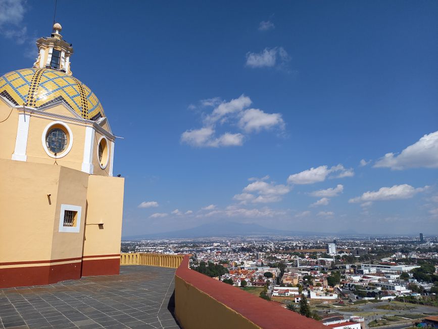View from the pyramid in Cholula of the more than 5000m high volcano La Maliche, named after the beloved and interpreter of Hernan Cortes
