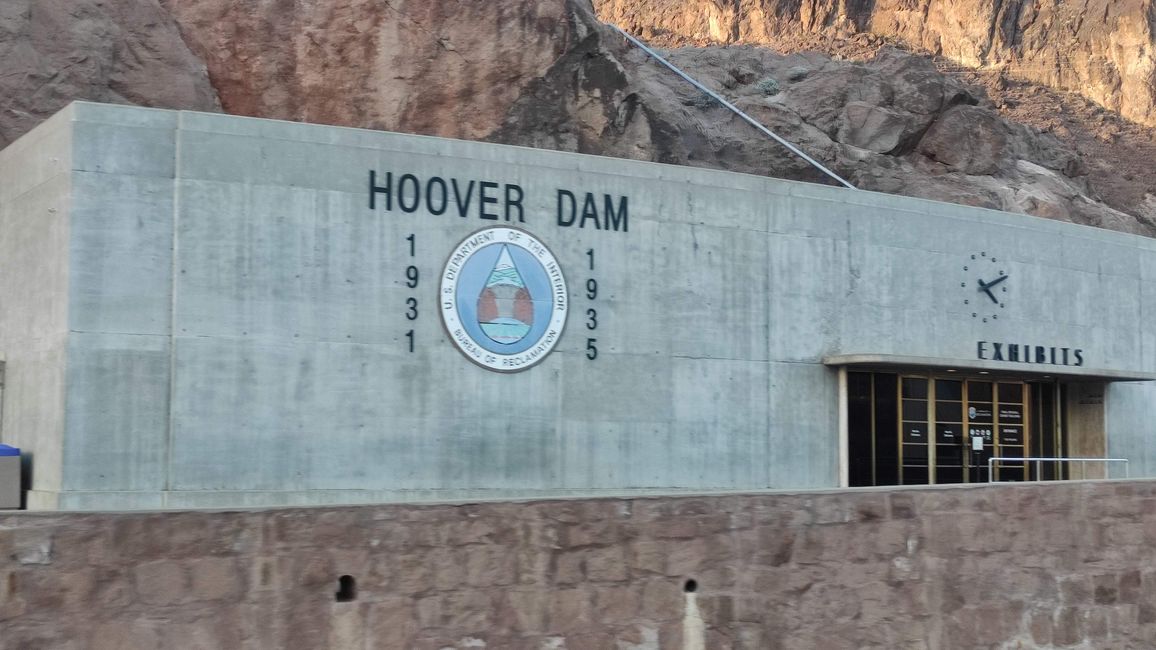 Hoover Dam (Nevada, Arizona)