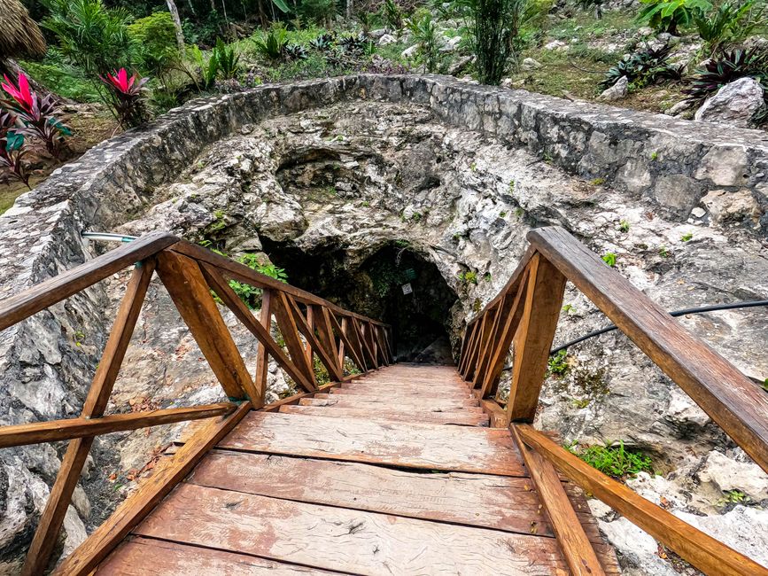 Tag 278 - Cobá Ruins, Cenote Multum Ha, Cenote Tankach-Ha & POLICE!😅