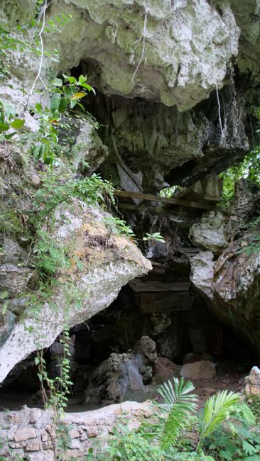 Grabhöhlen von Tampangallo