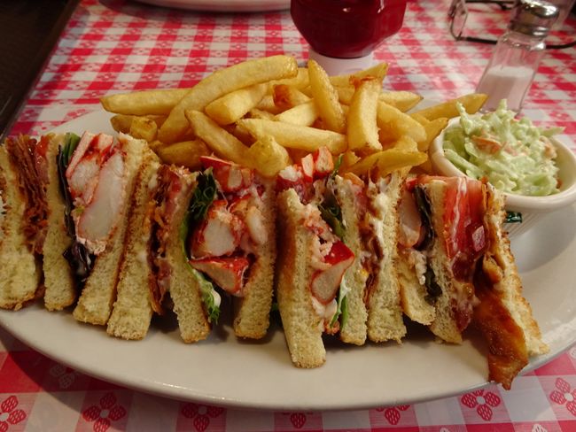 Lobster Club Sandwich@Chowder House/Neils Harbour
