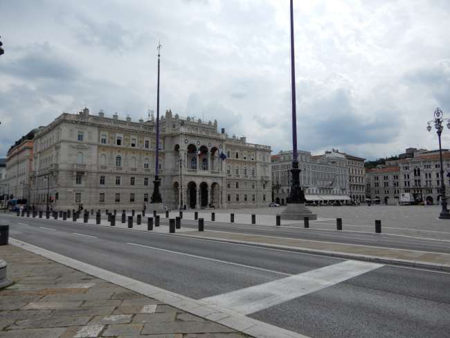 Piazza unita......