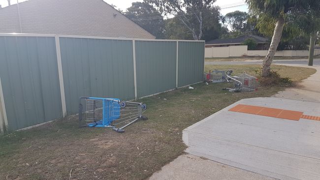 And walked back to the train station. They really have problems with these shopping carts on the streets everywhere in Mandurah.