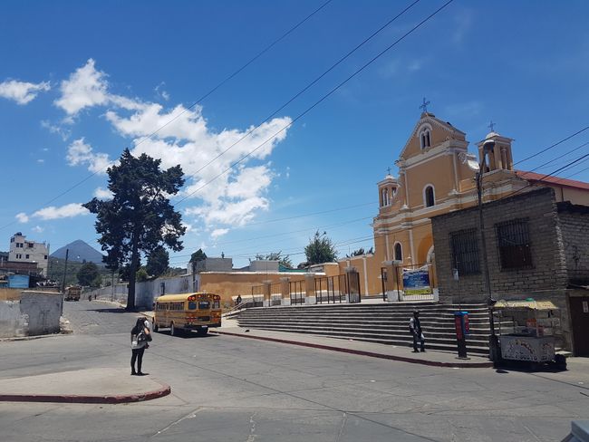 Quetzaltenango - mit Vulkan Santa Maria im Hintergrund