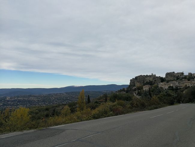 Day 22, Oppede le vieux, Roussillon, Gordes, Fontaine de Vaucluse, L'isle sur la sorge