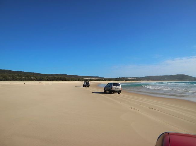 Beach drive on Fraser Island