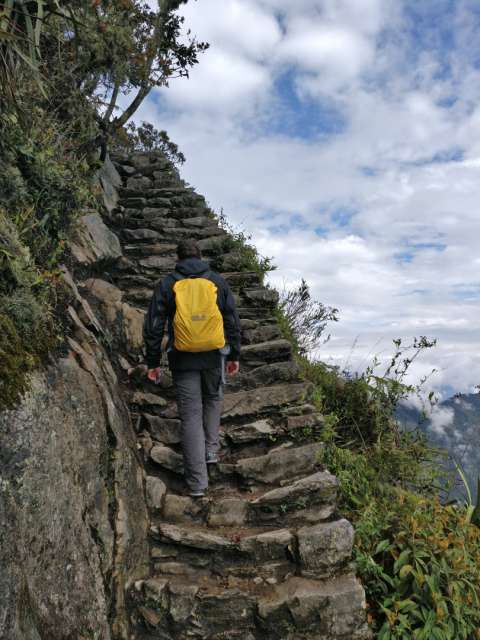 Trail to Machu Picchu Mountain 2